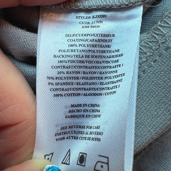 NWOT |•KUT FROM THE KLOTH•| Grey Faux Leather Ruffle Front Jacket Size XL - Picture 11 of 16